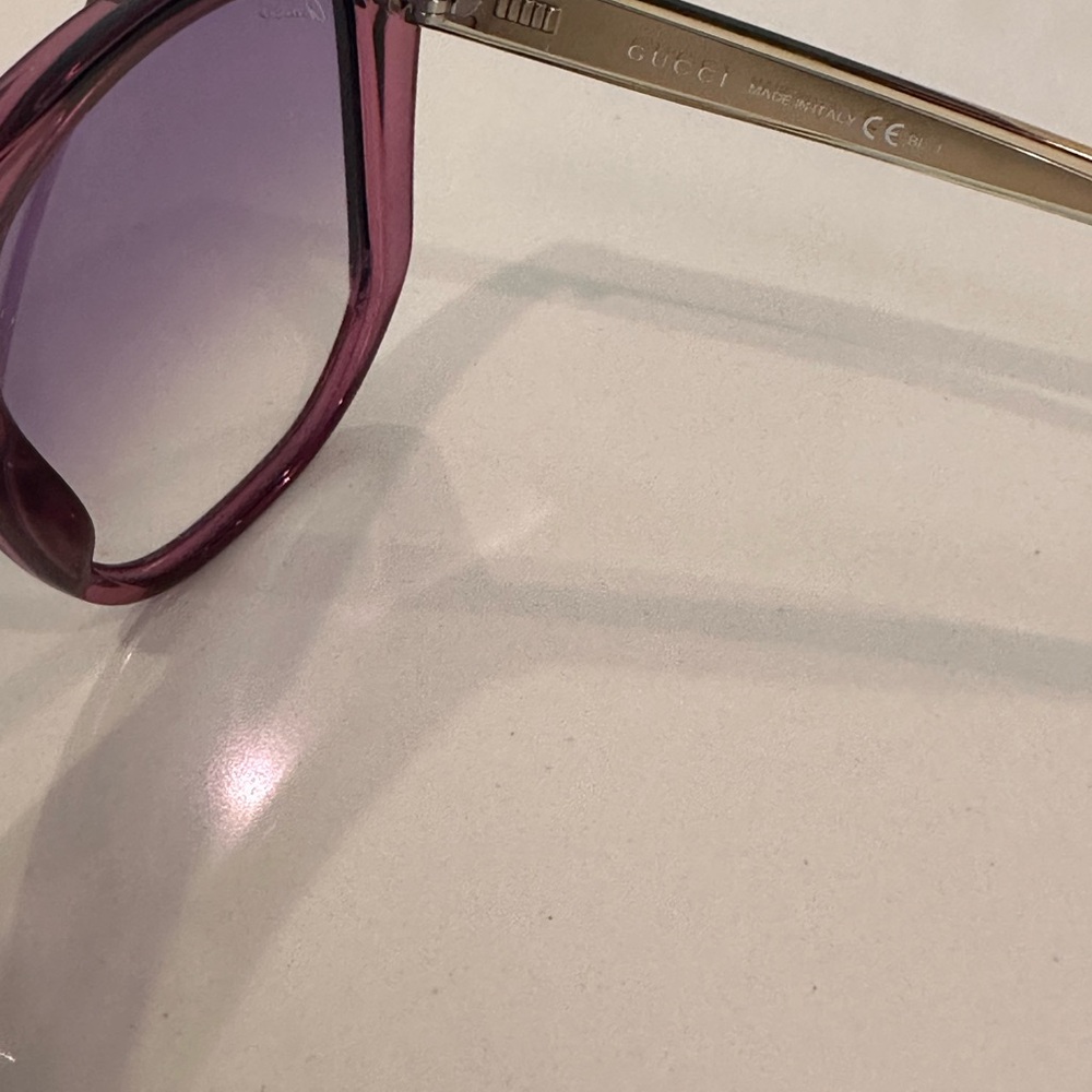 Gucci Black and Purple Sunglasses - Picture 5 of 5